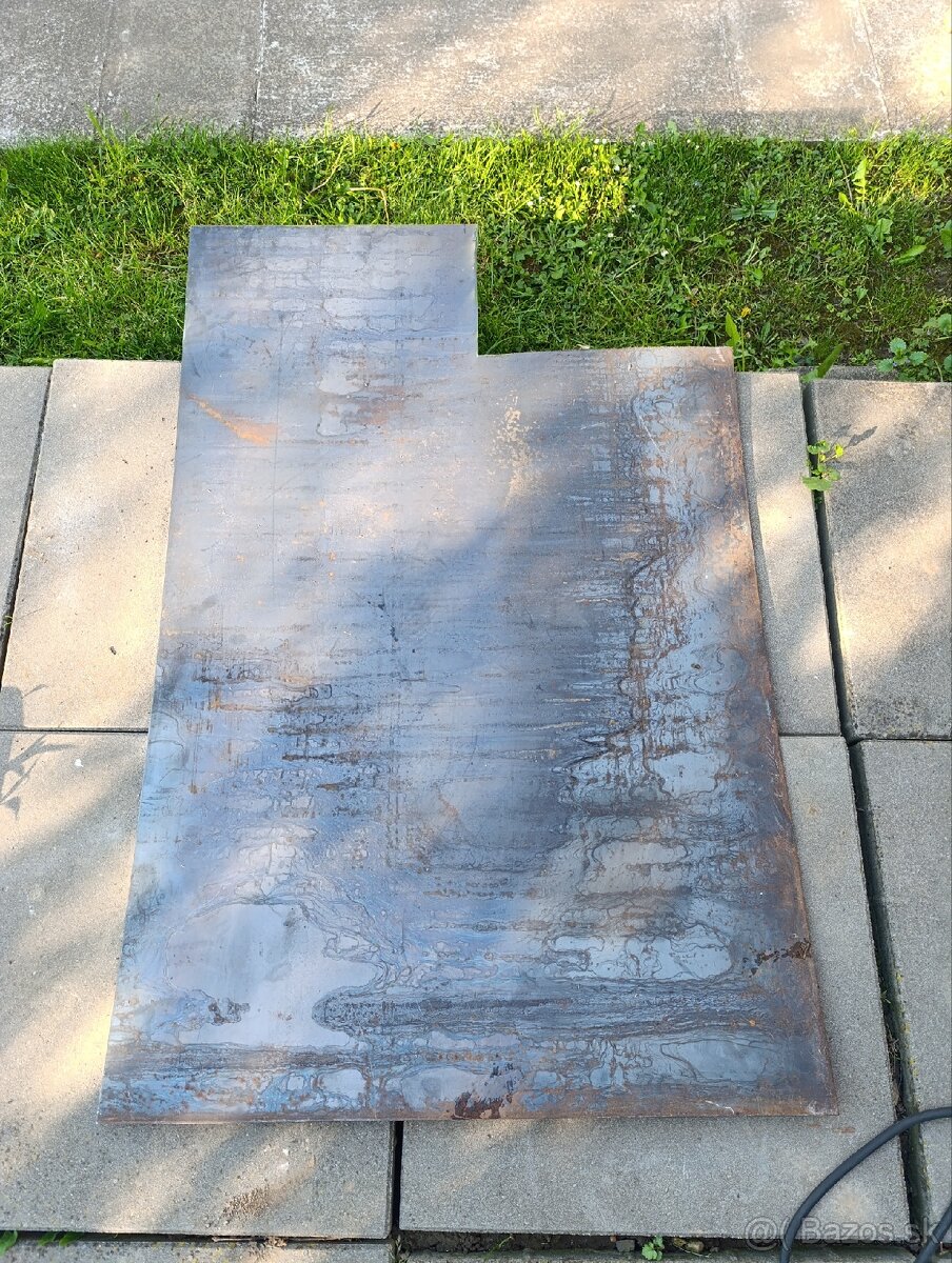 Oceľový plech 2,6mm 110x73cm