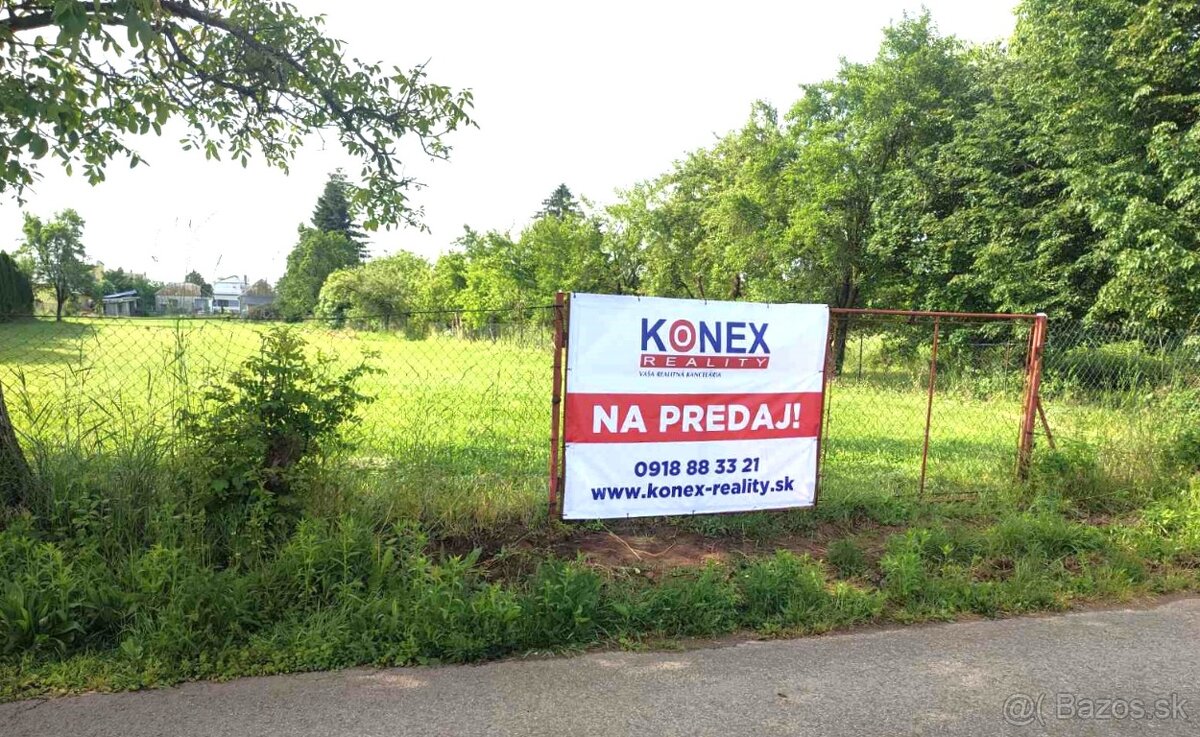 Rozľahlý rovinatý pozemok na výstavbu – KRÁSNOVCE