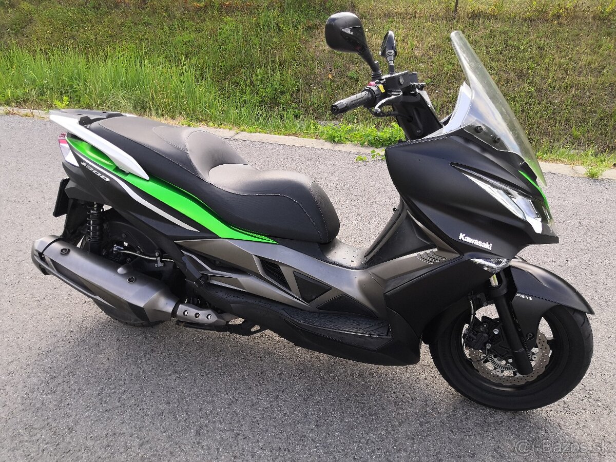 Kawasaki J300