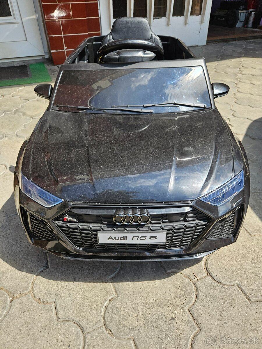 Elektrické autíčko pre deti Beneo Audi RS6