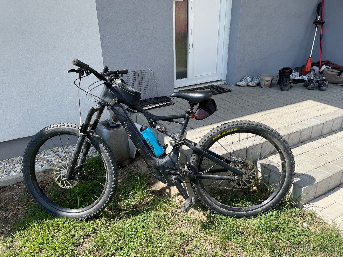 Predám bicykel Specialized
