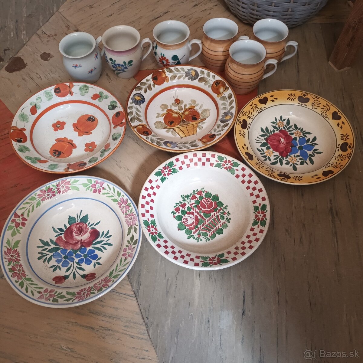 Dekoračné taniere a šialky