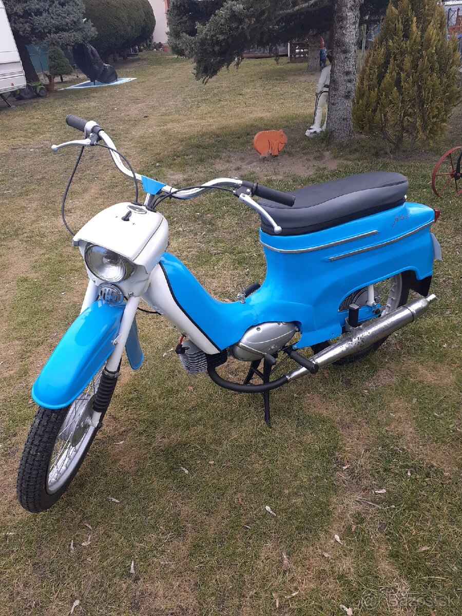 Predam pionier 21po starsej renovaciji pojazdny.