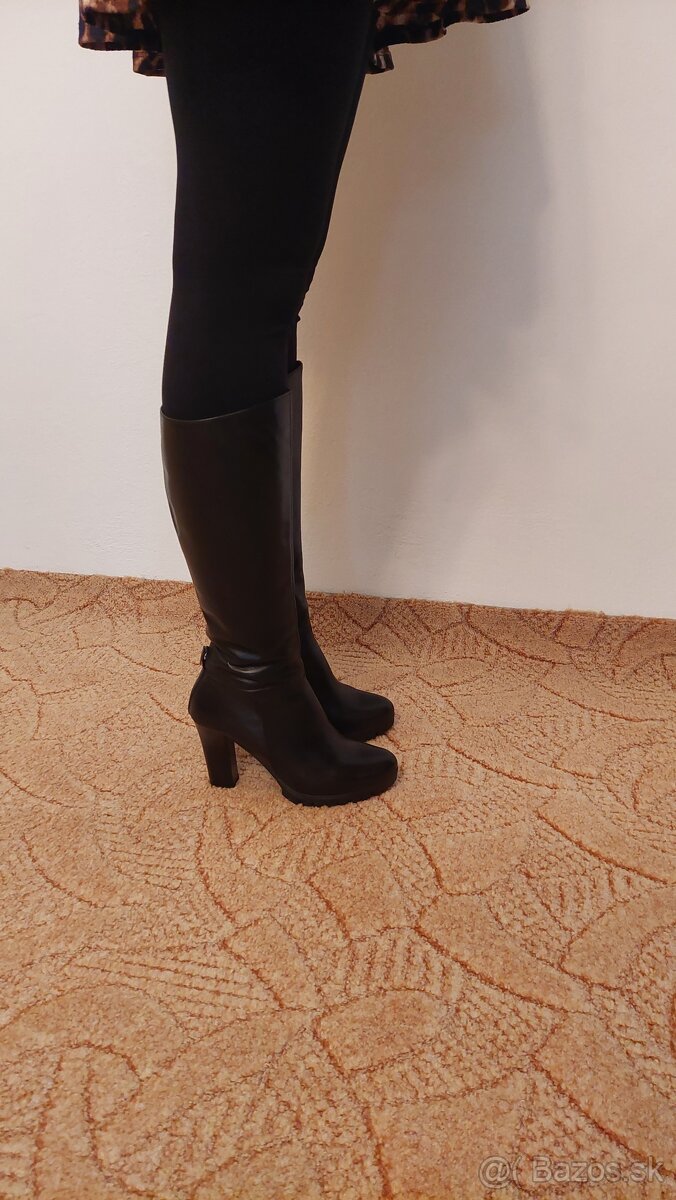 Dámske kožené čižmy