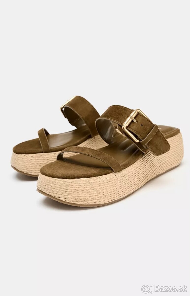 Sandále na platforme nové