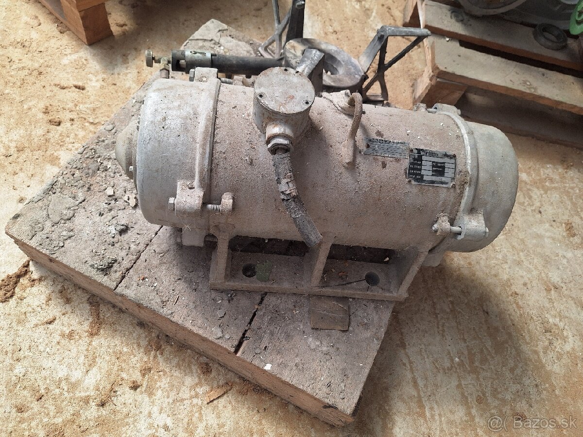 Vibračný motor 3,5 kW