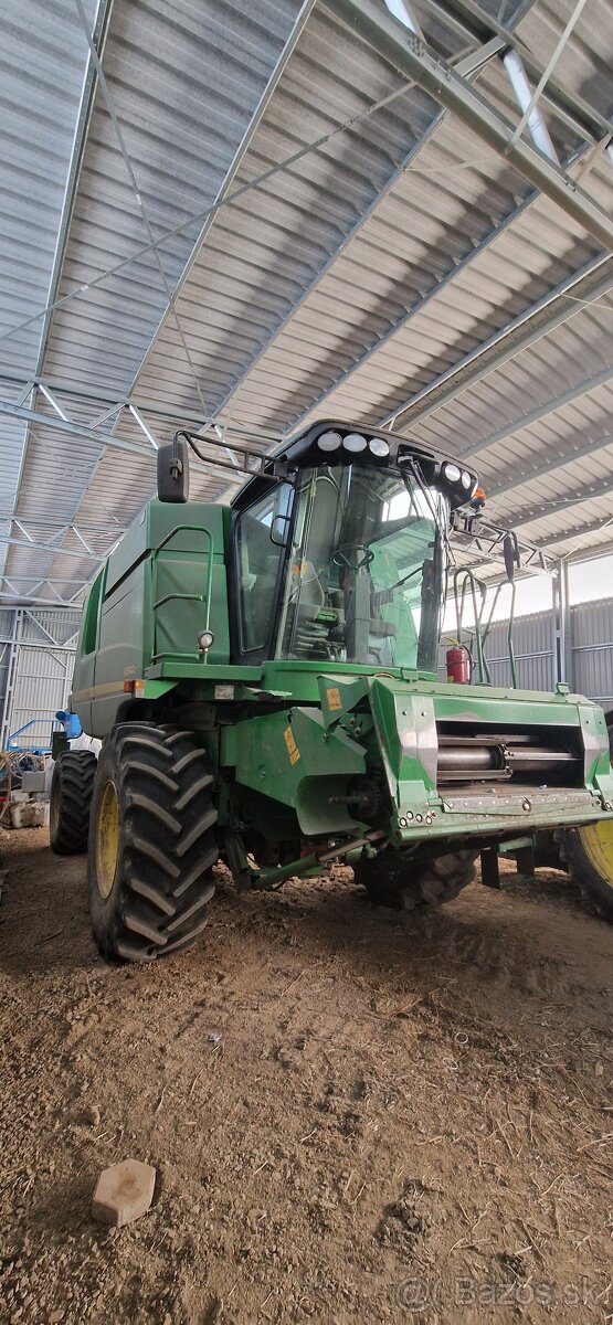 John Deere W540c, Postrekovač John Deere 740