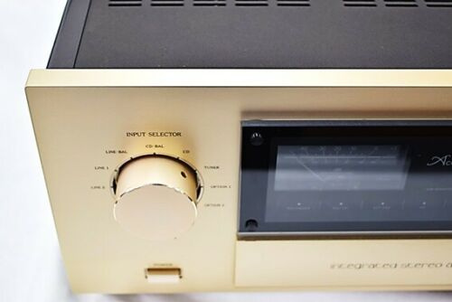 Accuphase E-550