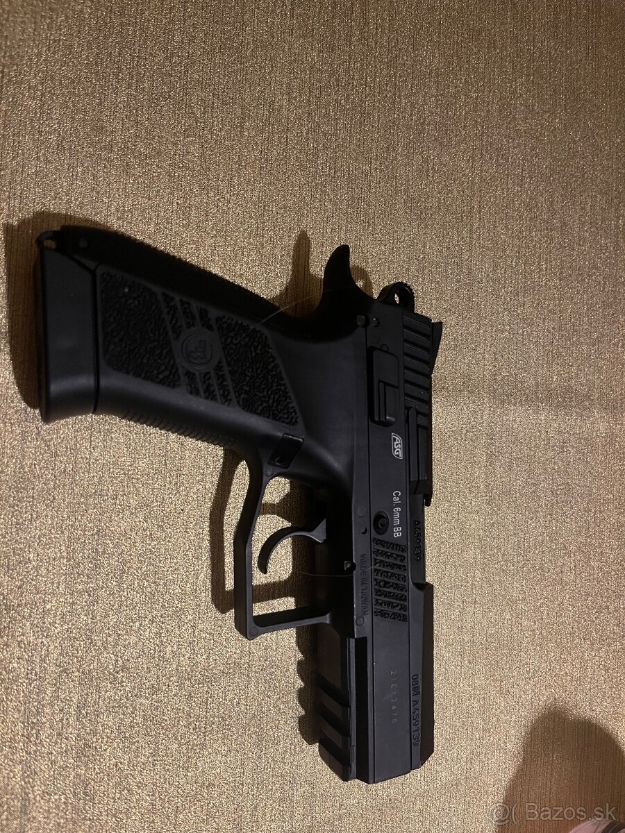 Pištoľ na guličky airsoft