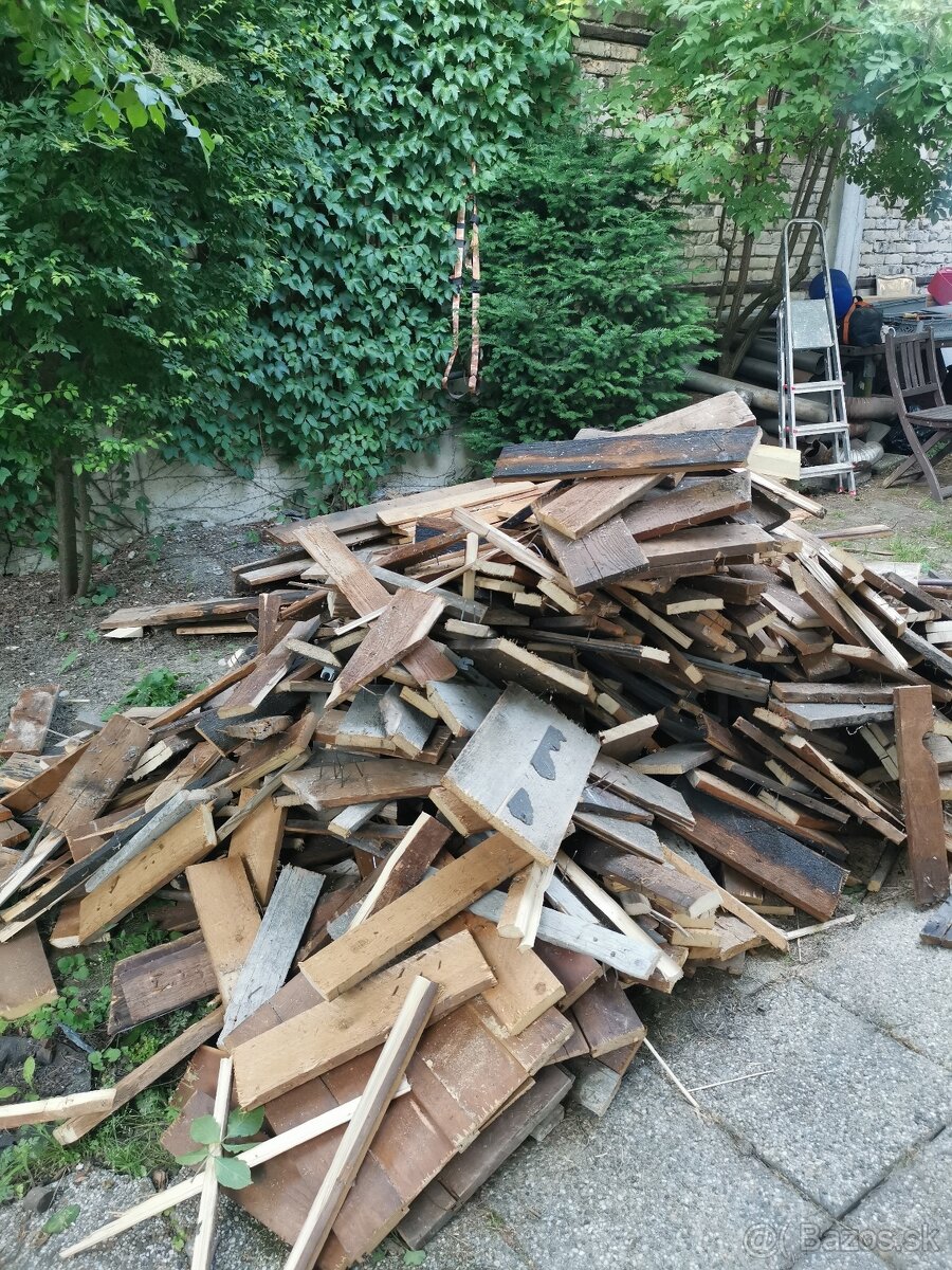 Drevo na kurenie za odvoz, Bratislava - Stare Mesto