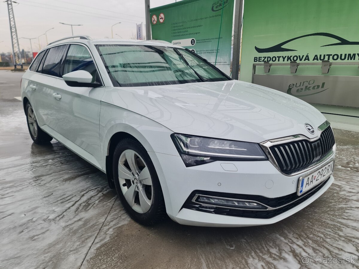 Škoda Superb Combi premium edition