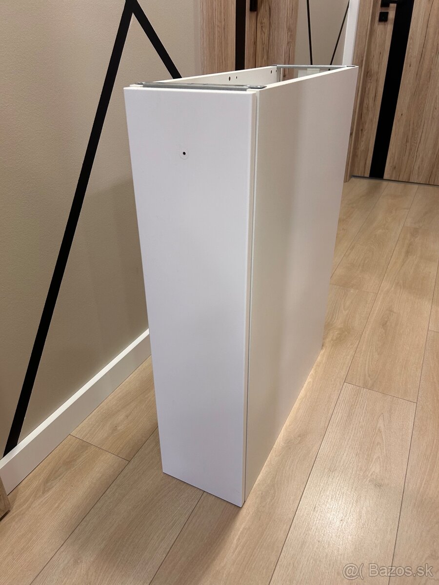 Výsuvná skrinka IKEA