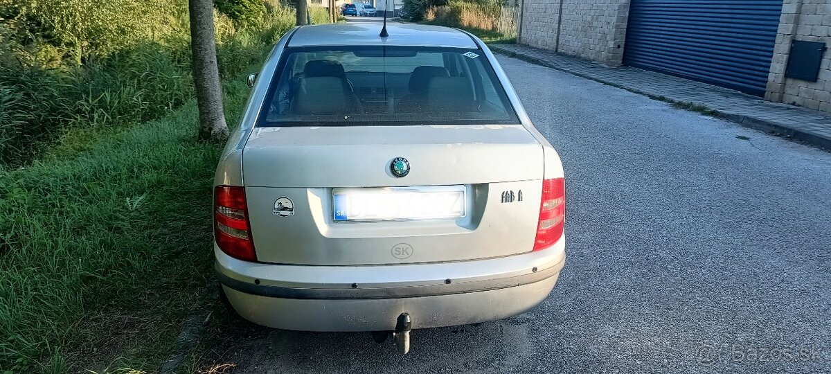 Kúpim veko kufra na Škoda Fabia 1 sedan strieborná farba