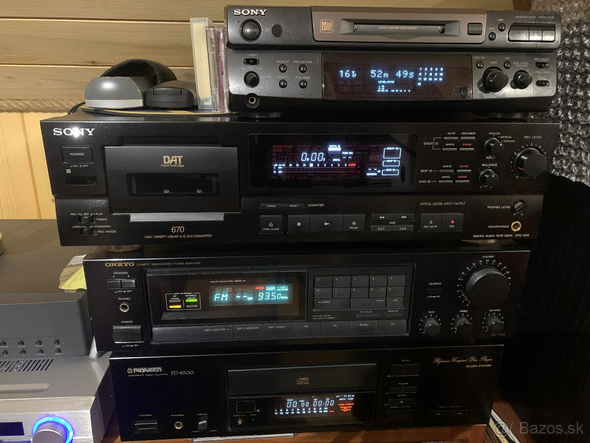 Predám: ONKYO Receiver TX7700