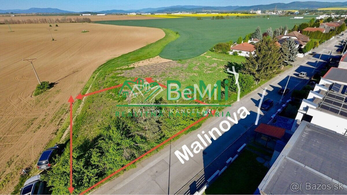 Na predaj stavebný pozemok na mravenisku Topoľčany