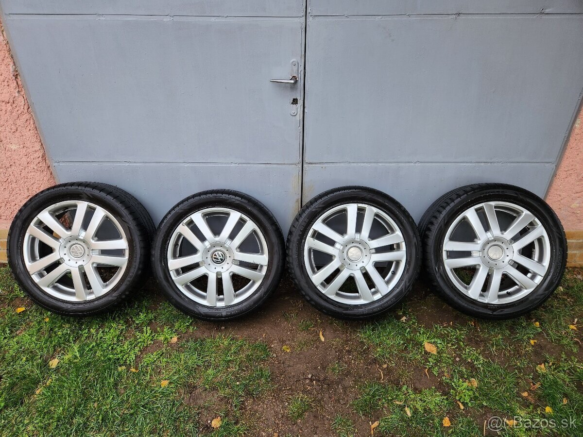 Predam elektróny Volkswagen 5x112  R17 s pneu 235/45 R17