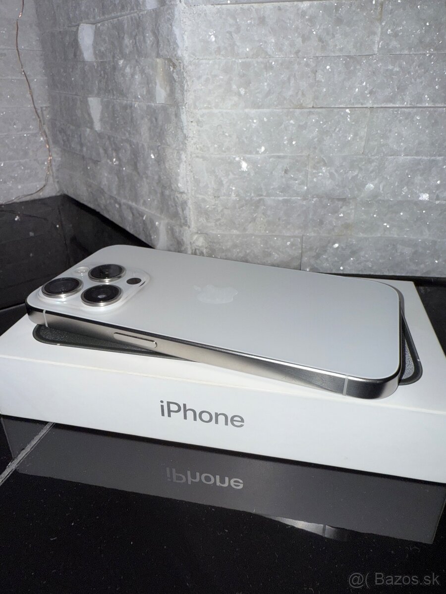 iPhone 15 Pro, 128 GB