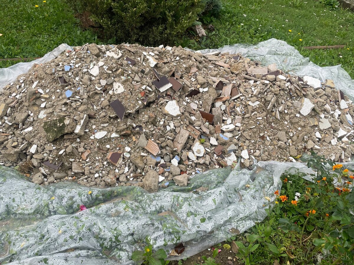 Darujem suť za odvoz