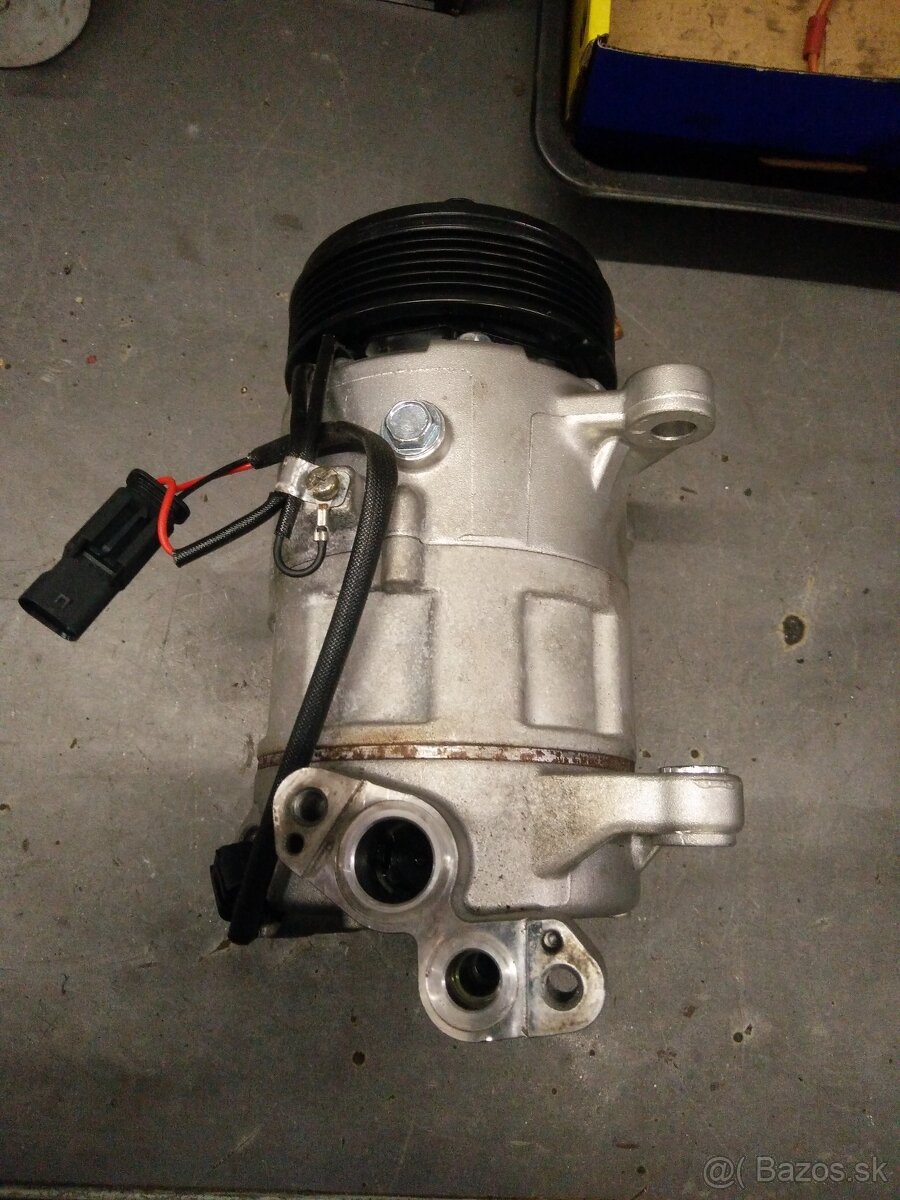 Predám nový kompresor klimatizácie na BMW X1 model F48,