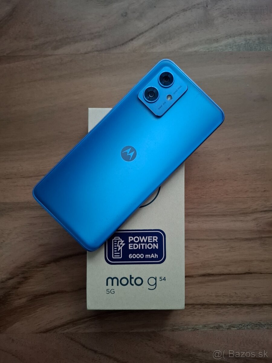 Predam Motorolu G54, 256GB, 6000mAh