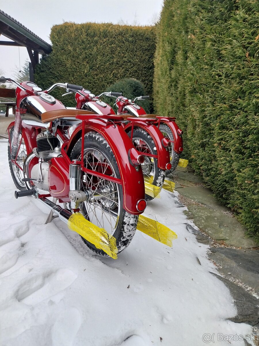 Prodám 3x Jawa 250 Perák