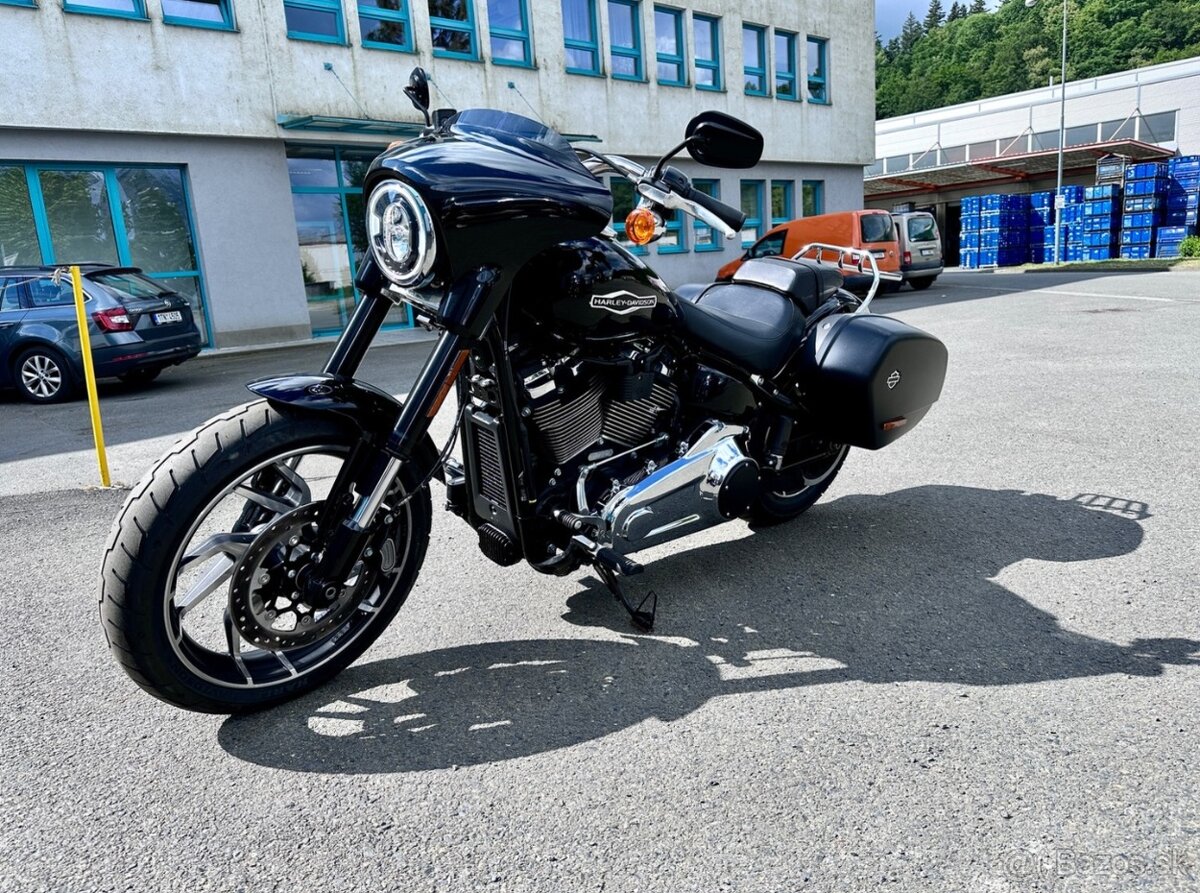 Harley Davidson FLSB sport glide