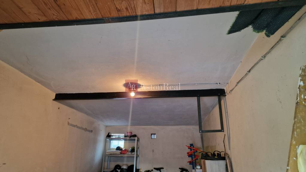Predaj - Garáž Poprad - Matejovce 20 m2
