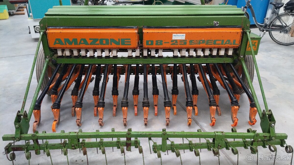 Sejačka Amazone D8 - 25 Special, 2,5 m - kalibračná skúška