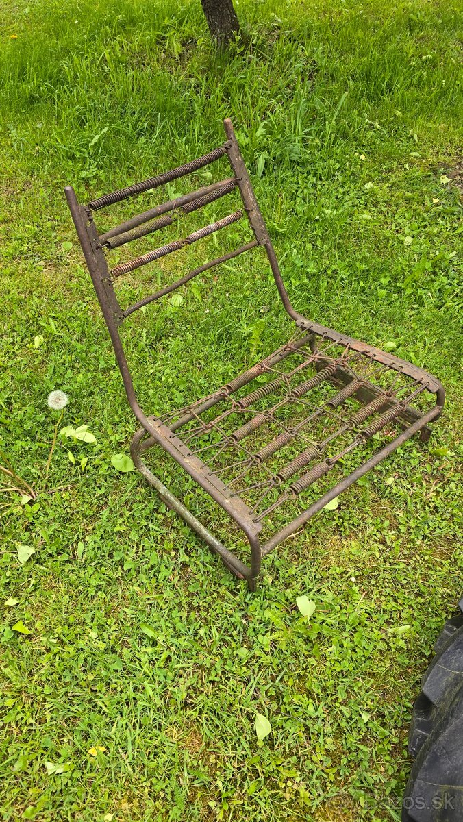 Sedačka na Zetor 25