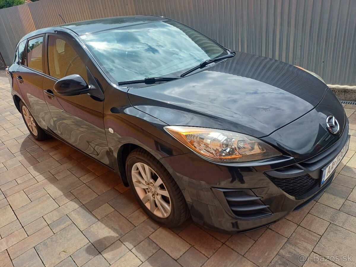Mazda 3---1.6i-benzin--77Kw-105Ps-najazdené.-157300km