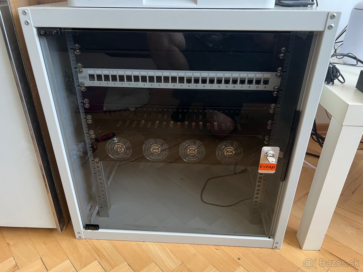 12U Rack Legrand + prislusenstvo