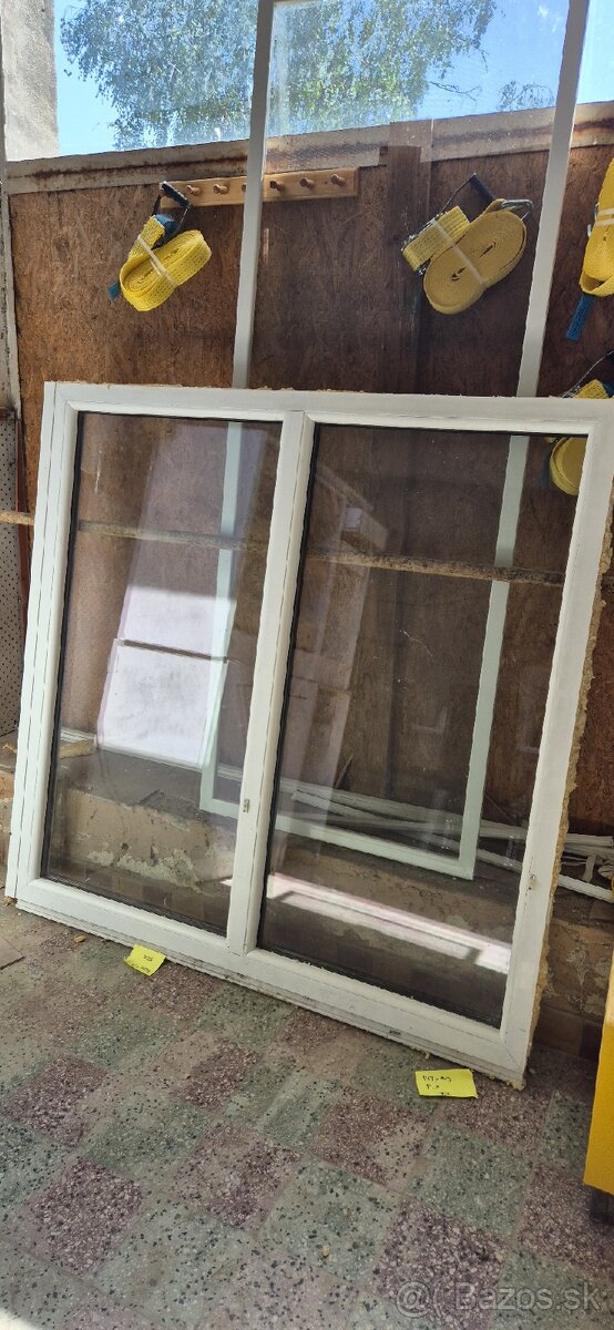 Plastové okno FIX 147x143