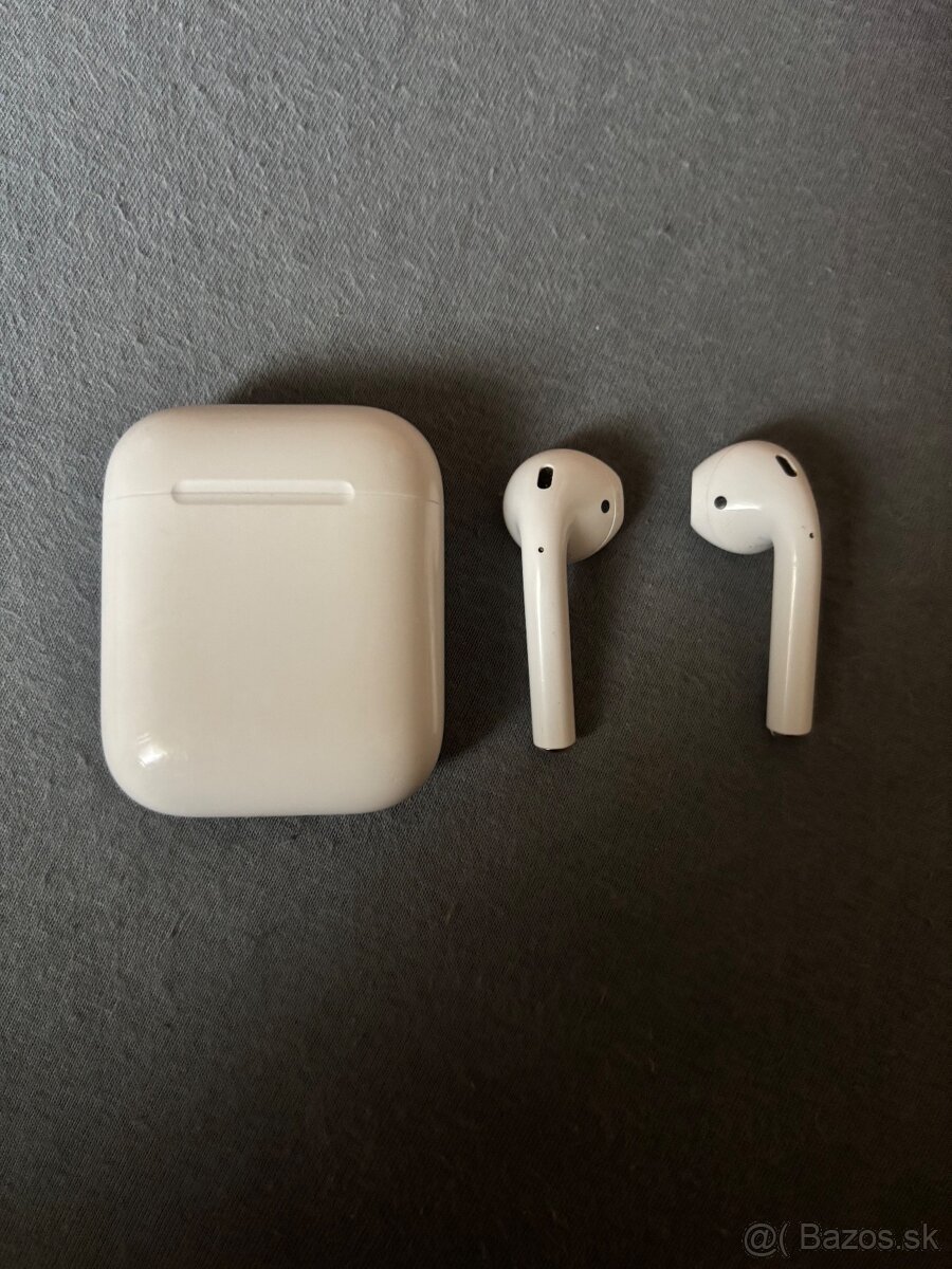 AirPods