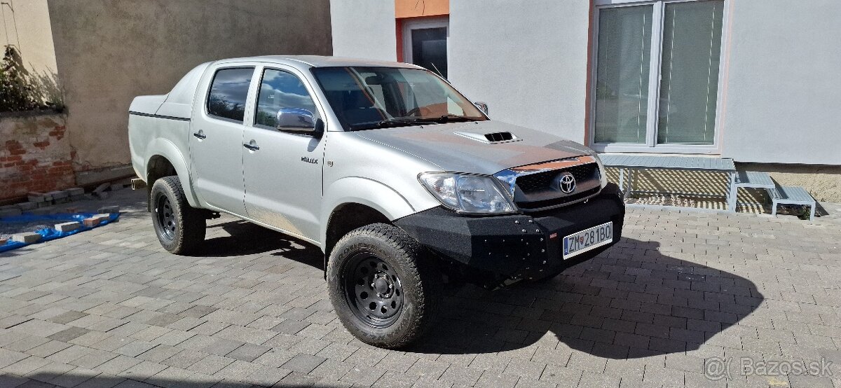 TOYOTA HILUX 3,0 D-4D , PREDAJ / VYMENA