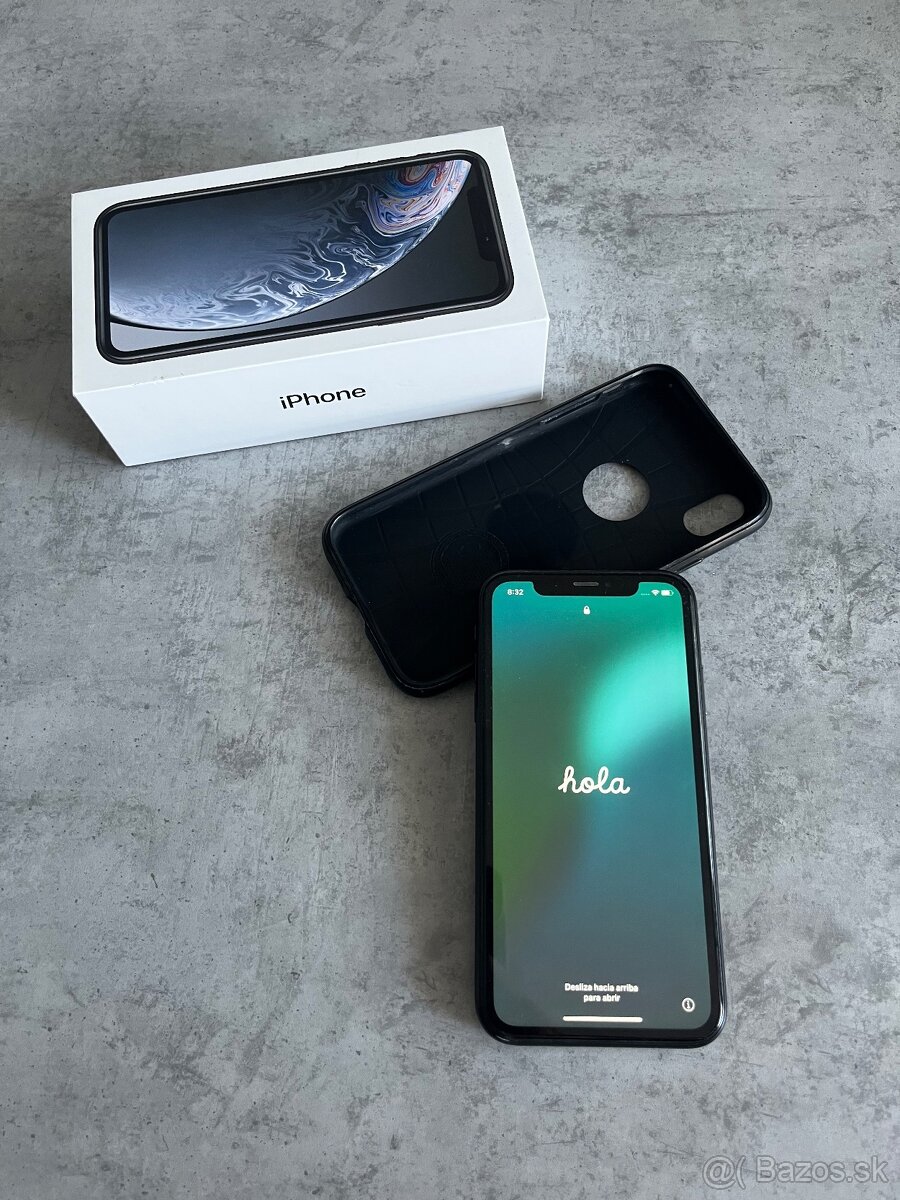 Iphone XR čierny 64GB - 79%bateriamodel A2105 bez škrabancov