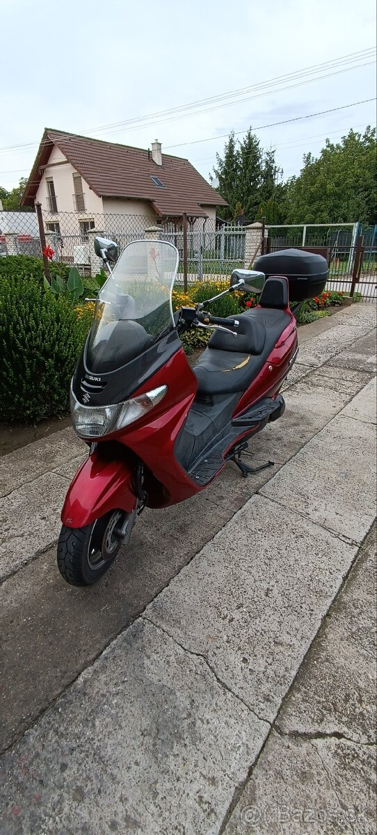 Suzuki burgman 400