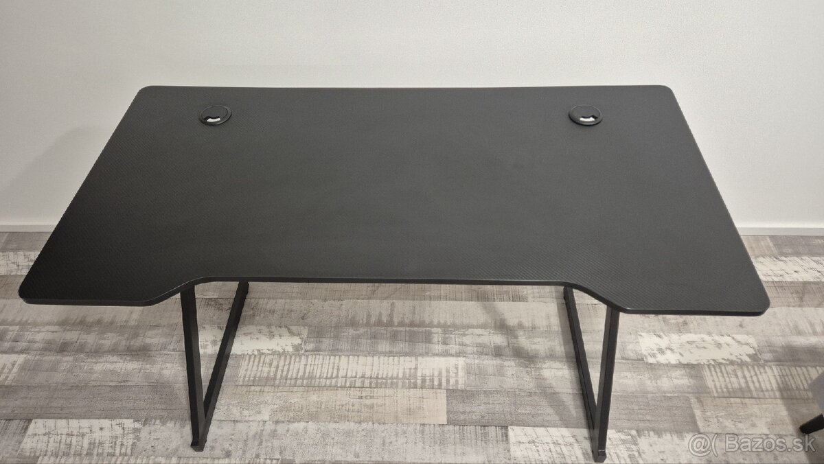 Stôl 120x60cm