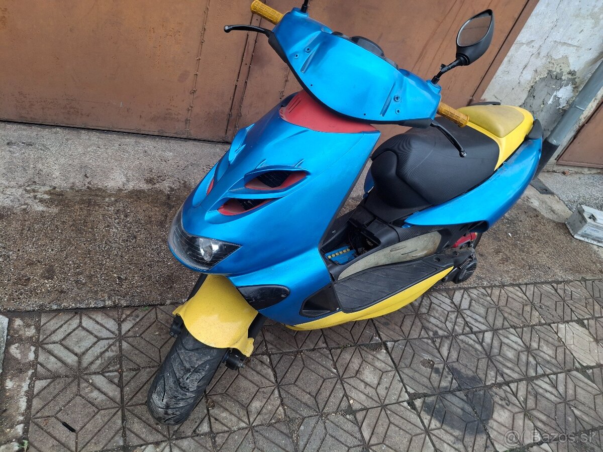 Aprilia SR 50