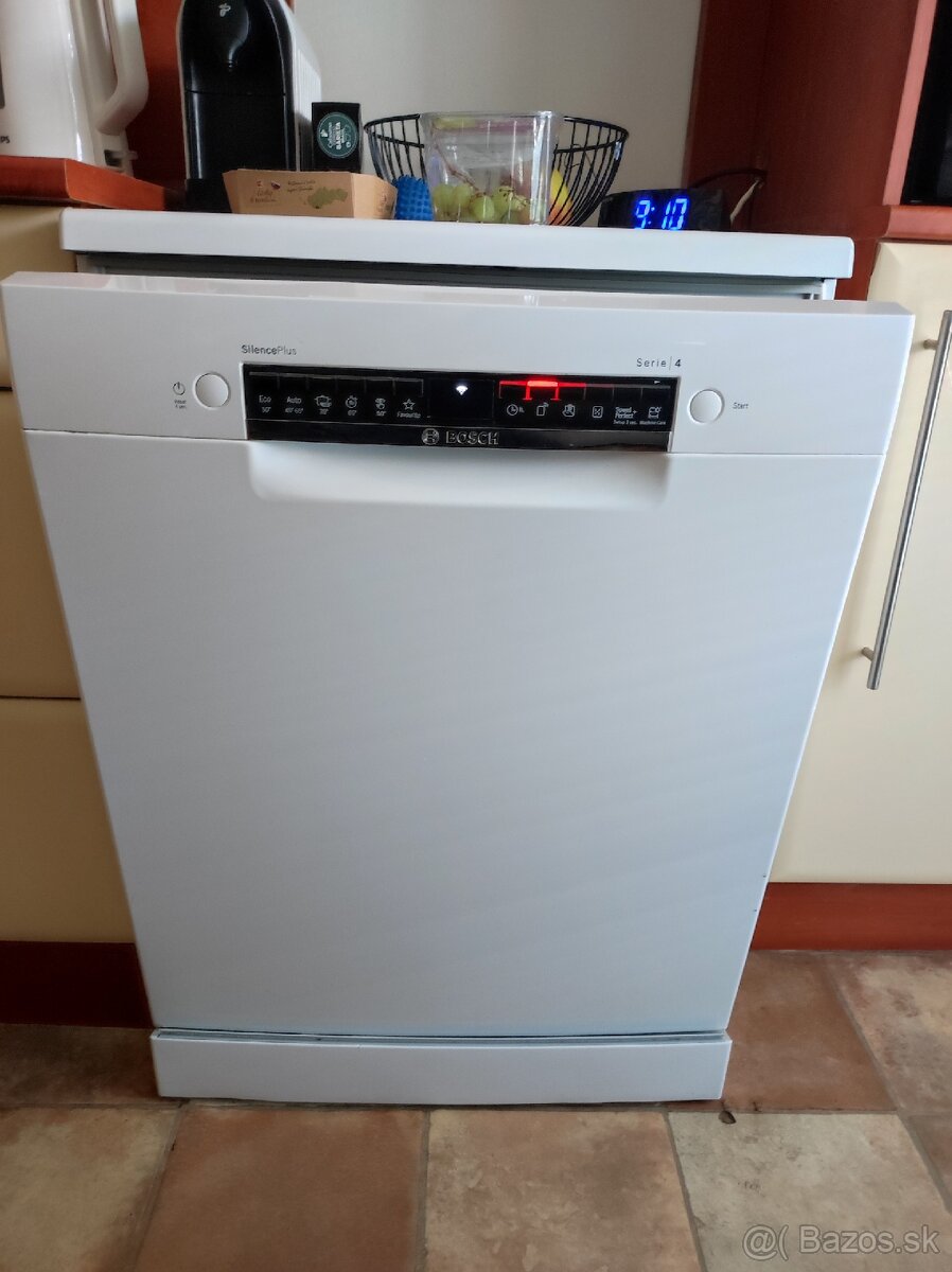 Predam umývačku Bosch serie4