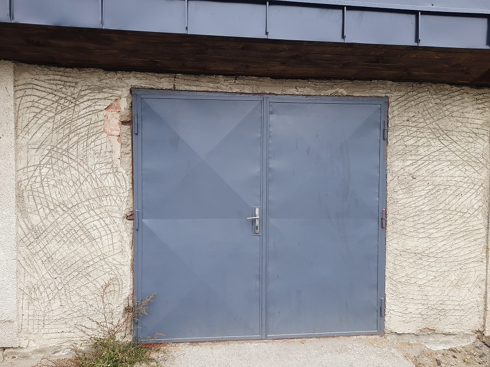 Garáž na predaj - Hriňová