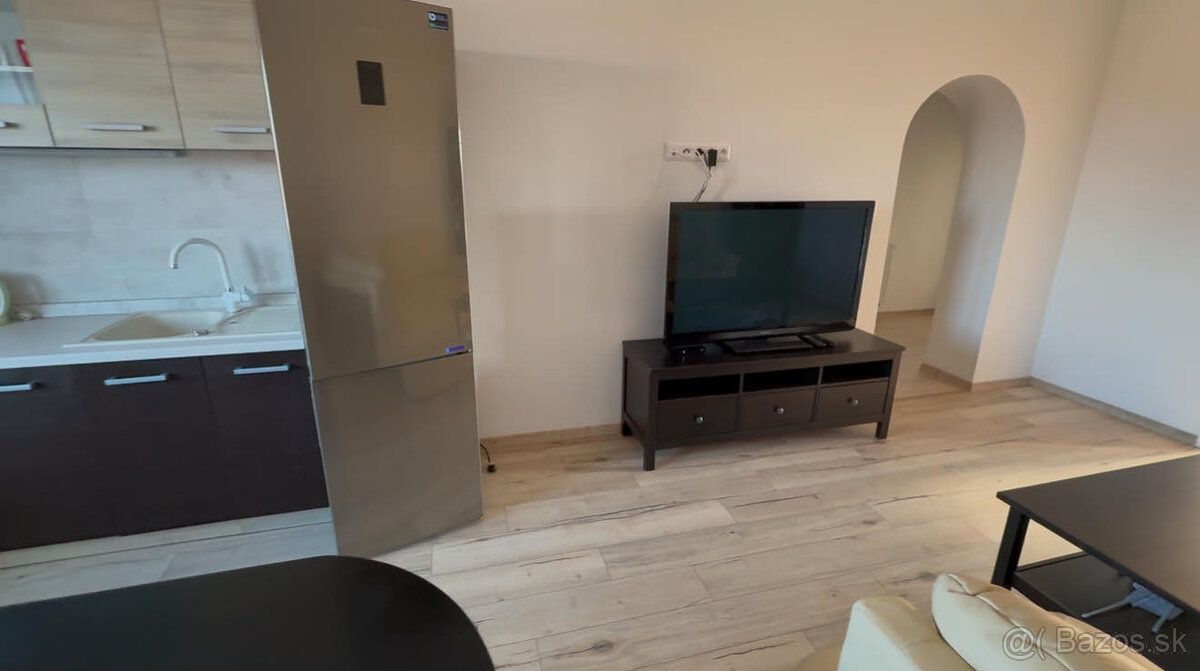 Krásny 2izbový byt na prenájom 📞 0903 509 294
