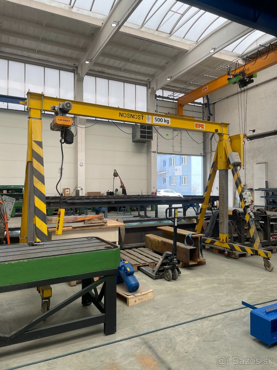 Portálový žeriav - 500kg