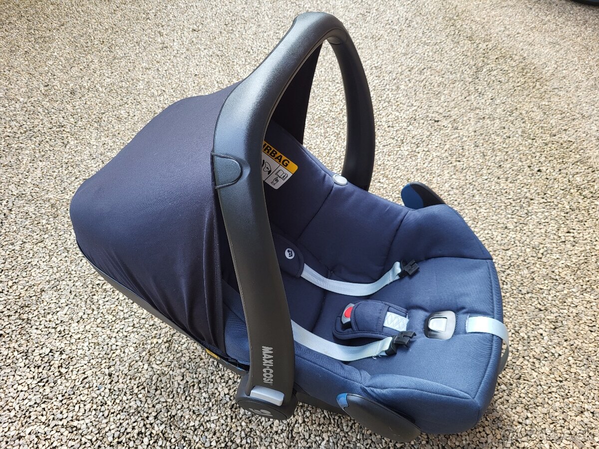 Vajíčko Maxi-Cosi Rock so základňou Maxi-Cosi FamilyFix3