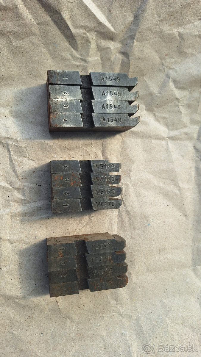 Nože do závitnice 12ks