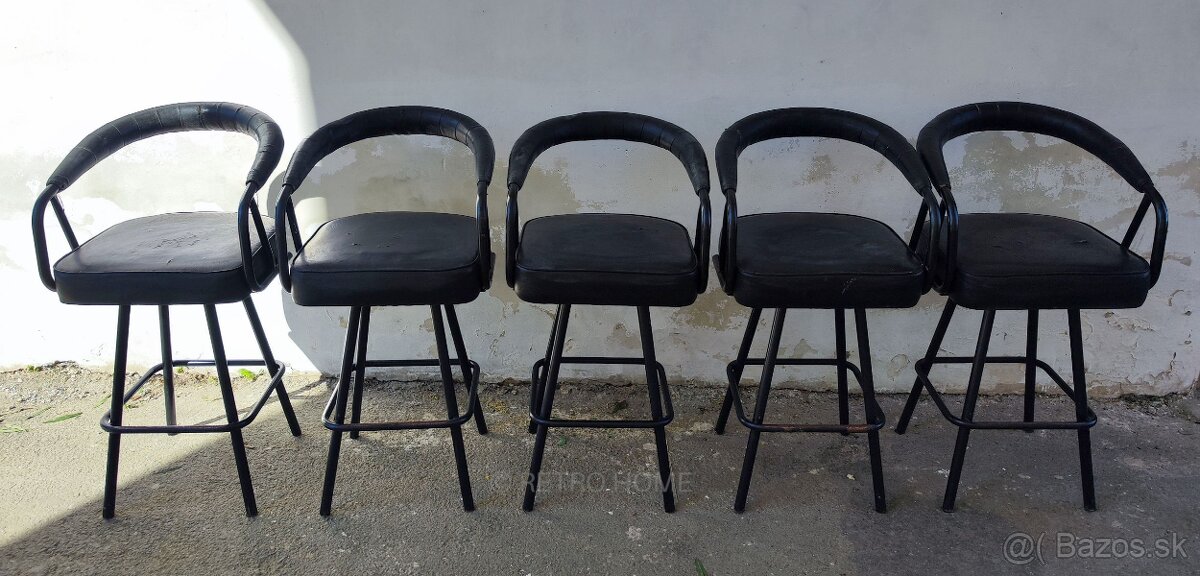 Kovové barové stoličky - široký model