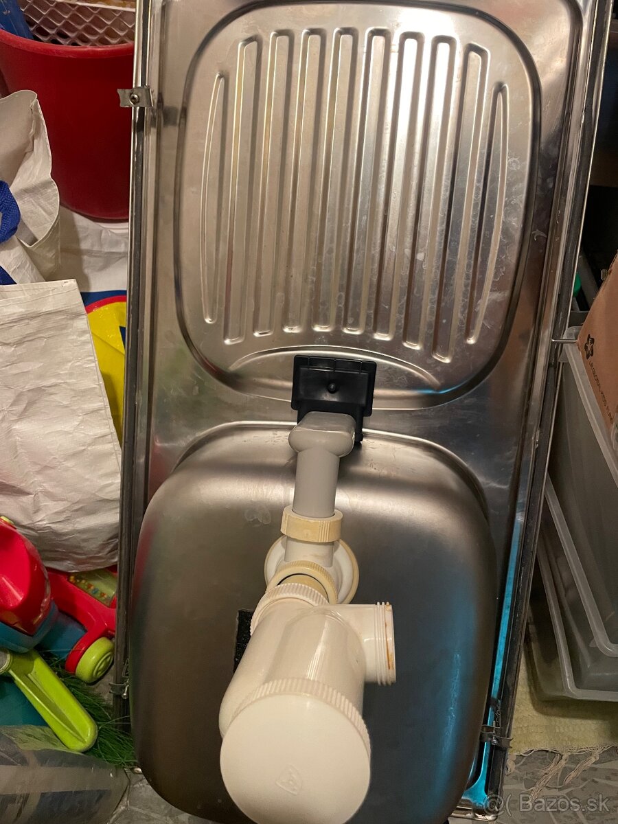 Nerezovy drez 86 ccm 43 cm