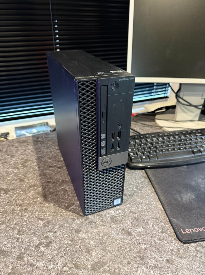 Počítač DELL.Intel i3-6100 2x3,70GHz.8gb ram.256gb SSD