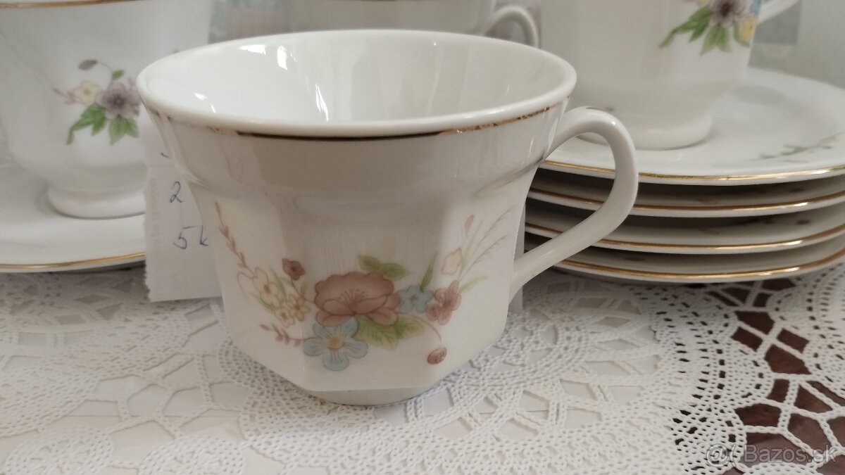 Porcelánové šálky