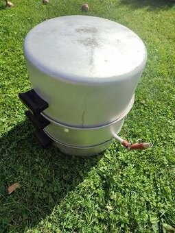 Hrniec na odšťavovanie