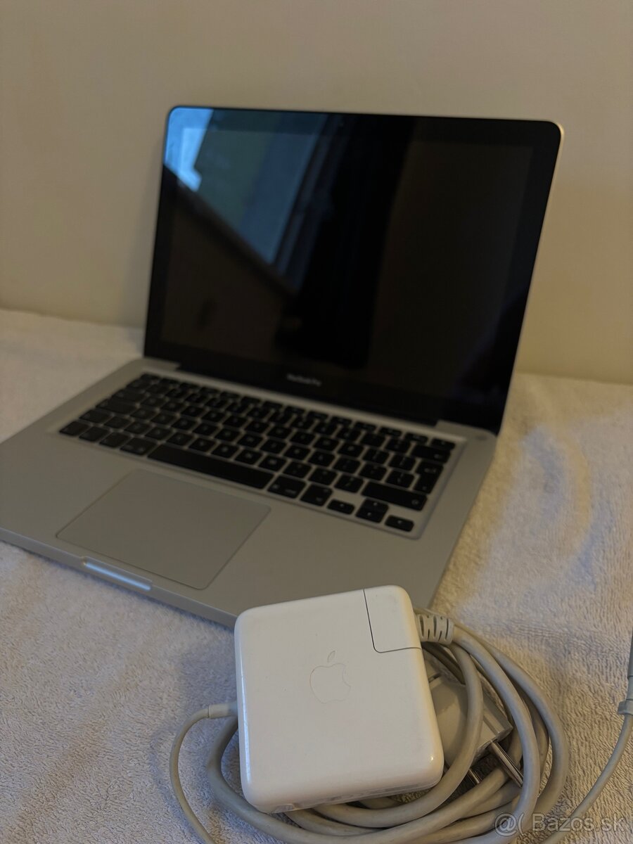MacBook Pro 13" (Model A1278) – na opravu / diely